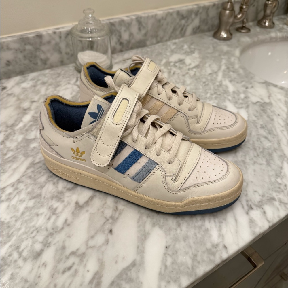 2022
Adidas Forum 84 Low 'White Altered Blue'